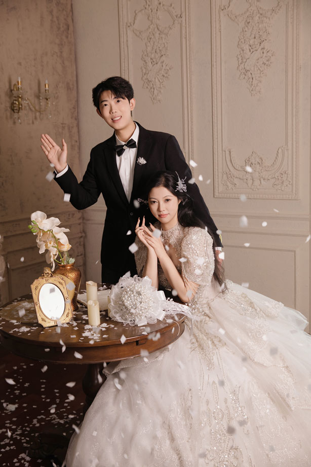 新郎新娘婚纱照
